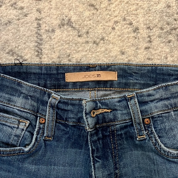 Joes Jeans great condition size 24 with rips for style - Picture 2 of 6